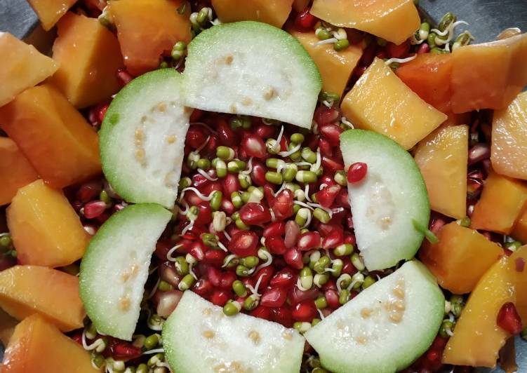 Steps to Prepare Homemade Sprout Fruit chaat