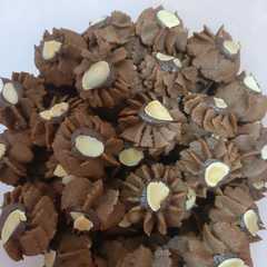 Choco almond cookies রেসিপির প্রধান ছবি