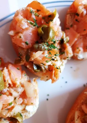 Une photo de Tartare de saumon fumé