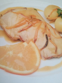 Una foto de Secreto ibérico con salsa de naranja