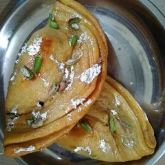 A picture of Layered Gujhiya puff.