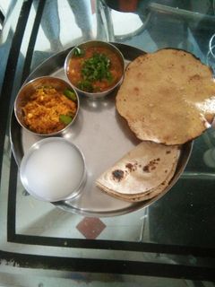 દુધી દાળ નુ શાક (Dudhi Dal Shak Recipe In Gujarati) રેસીપી મુખ્ય ફોટો