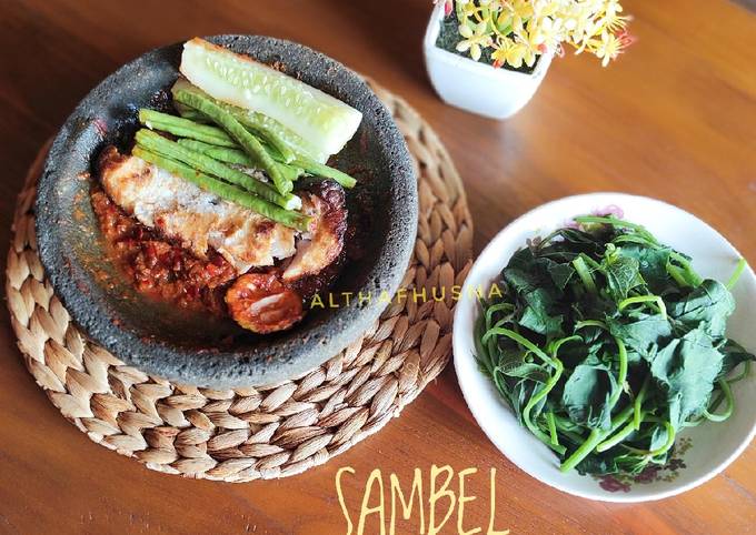 71. Sambel Panggang Cabai Mentah