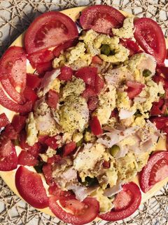 A picture of Turkey omelette.