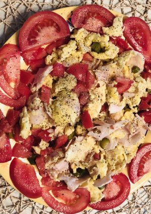 A picture of Turkey omelette.