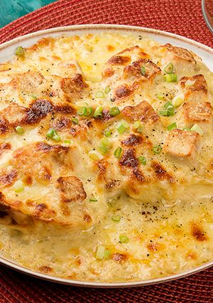 Una foto de Sándwich de pollo gratinado 😍