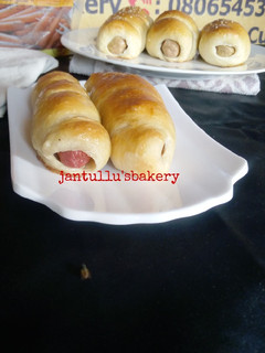 A picture of Soft and fluffy hot dog buns.