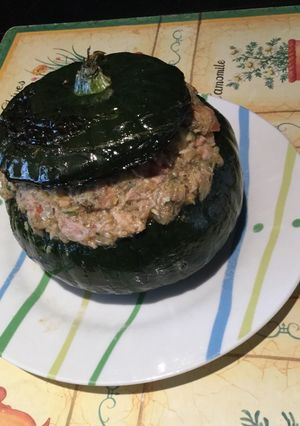 Una foto de Zapallitos rellenos de atún 😉