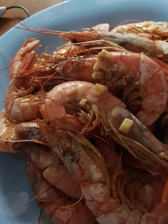 Una foto de Gambas al horno