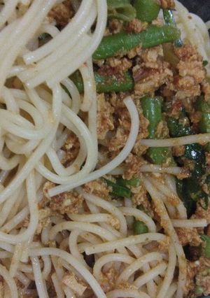 รูปของ สปาเก็ตตี้ผัดพริกแกง