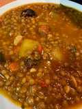 Lentejas con patatas y morcilla