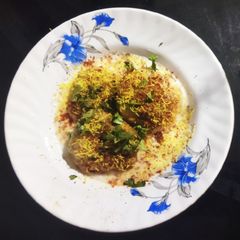 A picture of Dahi Vada.