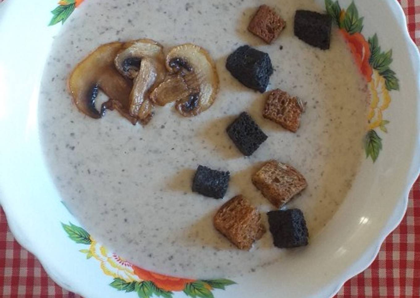 Crema de champiñones