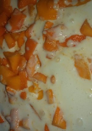 A picture of Jhat phat creamy mango dessert.