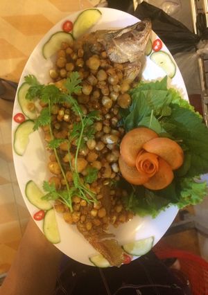 Hình của món Thác lác chiên sả.