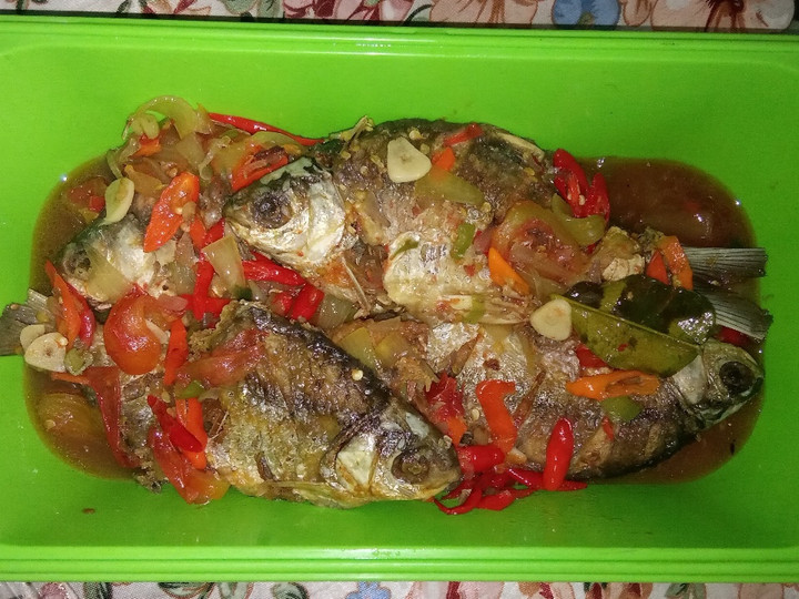 Resep: Ikan Tawes Masak Kuah Pedas Istimewa