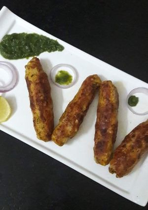 A picture of Chicken Cheese Kabab.