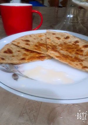 A picture of Cheeni ka paratha.