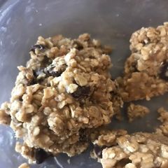 A picture of Eggless chip cookie.