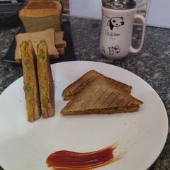 A picture of Grilled potato sandwich.