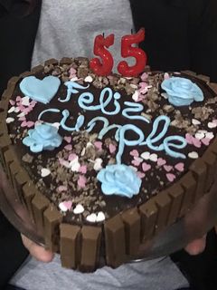 Una foto de Tarta de distintos colores