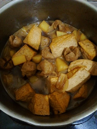 Langkah Gampang Menyiapkan Resep Semur kentang tahu bakso yang Sempurna Anti Ribet, Menggugah Selera
