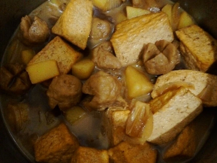 Langkah Gampang Menyiapkan Resep Semur kentang tahu bakso yang Sempurna Anti Ribet, Menggugah Selera