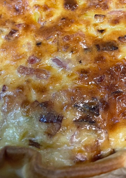 Una foto de Quiche de calabacín y puerro