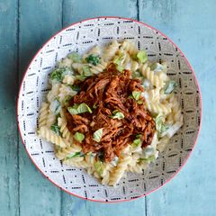 A picture of Pulled Pork Mac & Cheese.