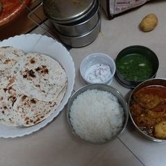 A picture of Chicken masala.