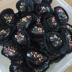 Kurma Bunting Coklat Keju রেসিপির প্রধান ছবি