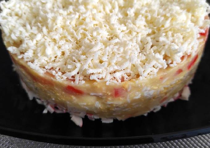 Салат с крабовыми палочками и помидорами: 15 вкусных рецептов