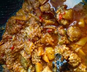 Masakan Unik Krengseng daging dan kentang pedas Sedap Nikmat