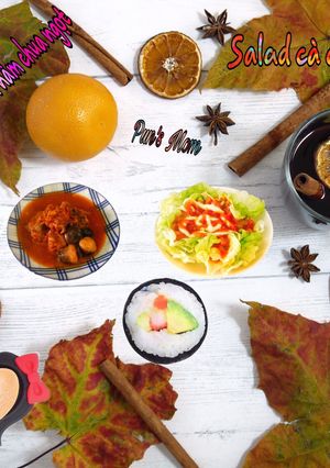 Hình của món Sườn hầm nấm rơm chua ngọtSalad sốt cà chua.