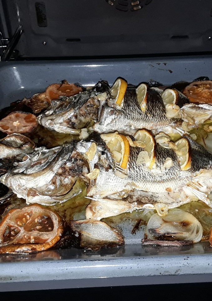 Una foto de Mojarra al horno