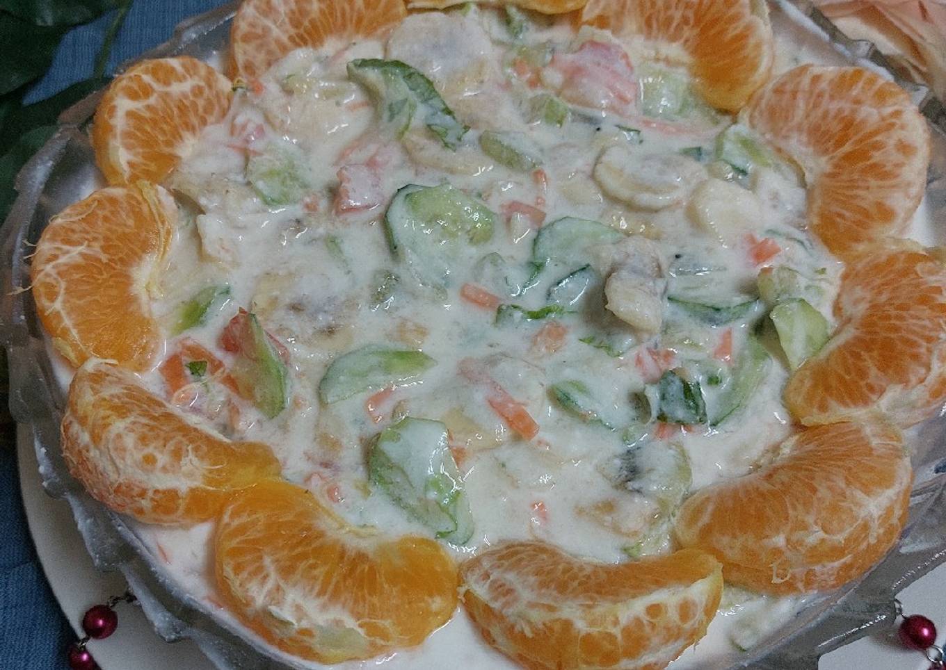 Fruits n vegetables mix yoghurt salad 🥗 😋