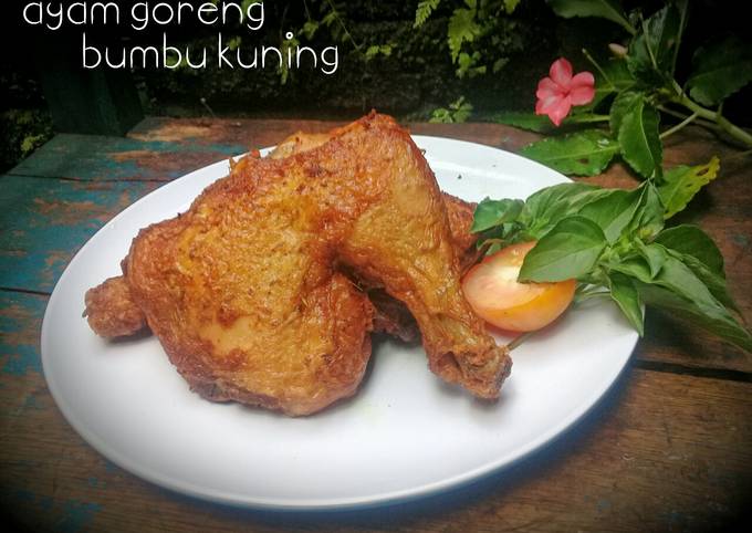 Resep Ayam goreng bumbu kuning oleh Mama Queen - Cookpad