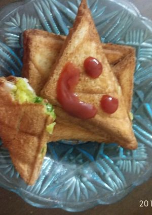 A picture of Potato sandwich.