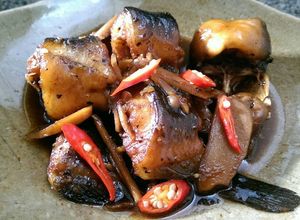 Hình của món Cá Trê Kho Gừng.