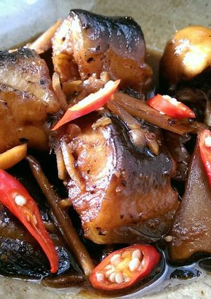 Hình của món Cá Trê Kho Gừng.