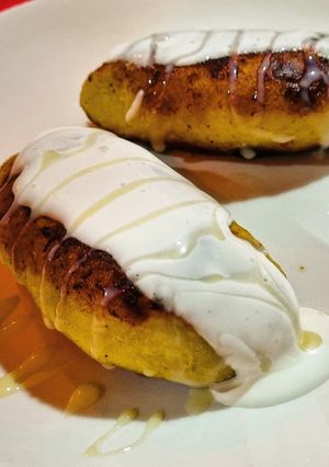 Una foto de Platanitos rellenos de queso