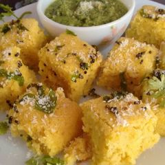 A picture of Oats Corn Dhokla.