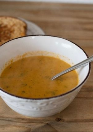 A picture of Tomato Basil Soup.