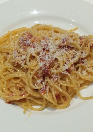 A picture of Spaghetti Carbonara.