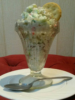 Una foto de Ceviche"gourmet" de palito de cangrejo (surimi)