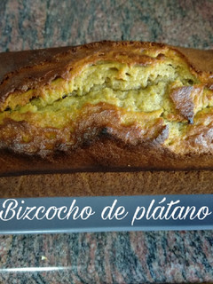 Una foto de Bizcocho de plátano y canela