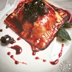 A picture of Blueberry gastrique.