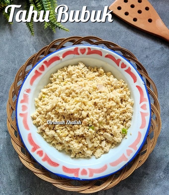 Yalangoch ayol külotlu çorapdagi fotosurat