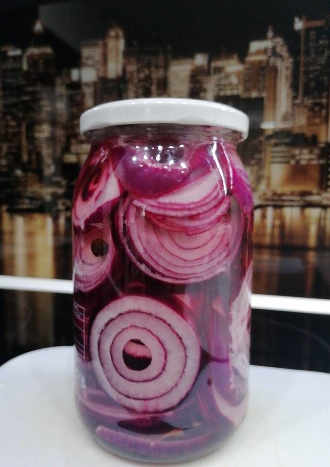 Цибуля маринована