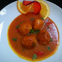 A picture of Sweet and Sour Kofta Curry.